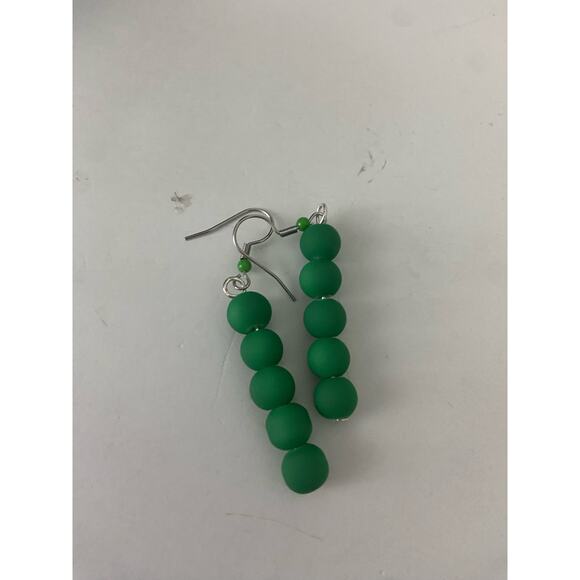 green earrings - Picture 4 of 4